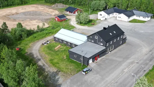 Holtveien 527, Øverbygd